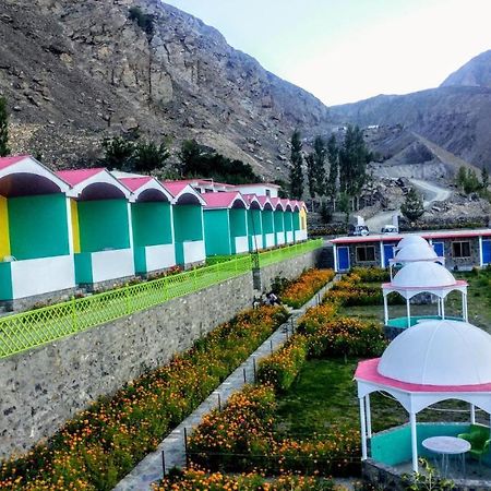 Hotel Mountain Lodge Skardu Esterno foto