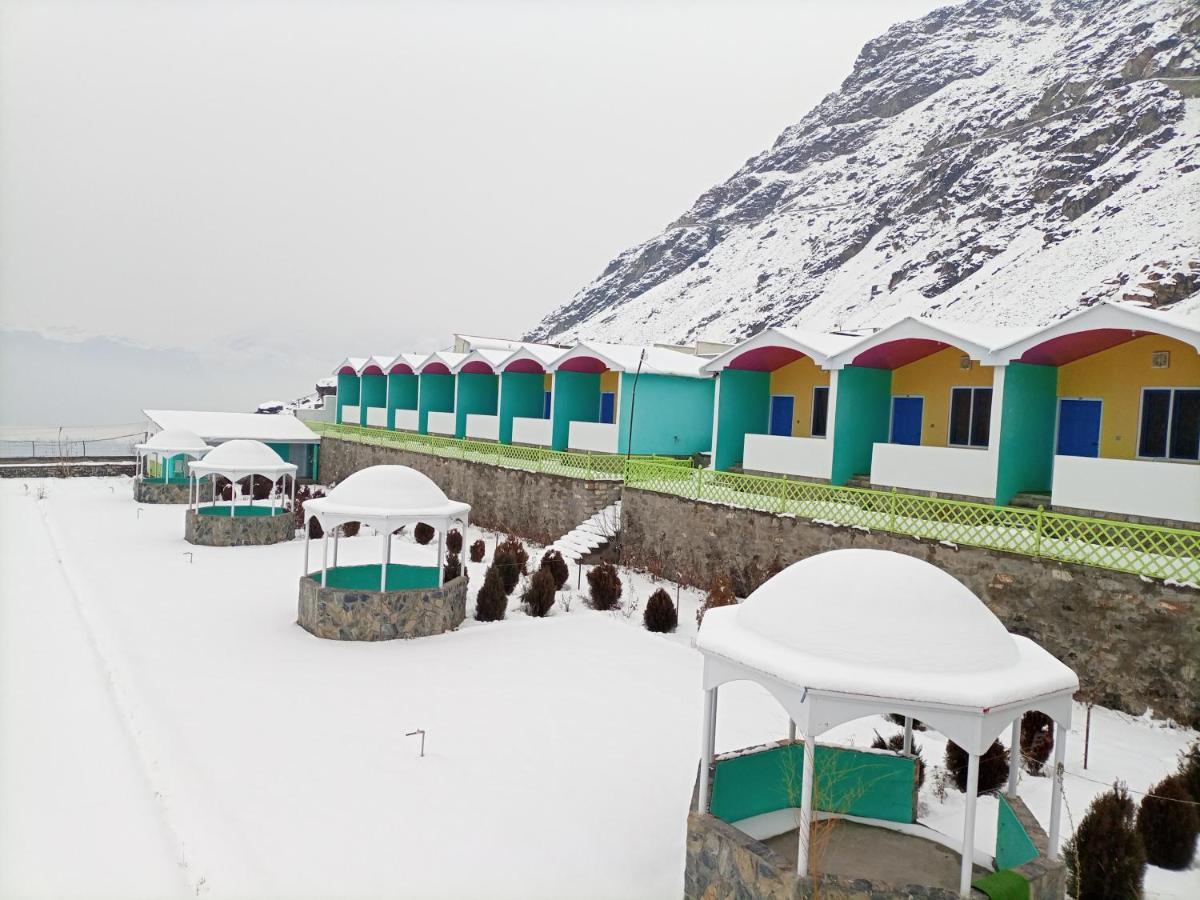 Hotel Mountain Lodge Skardu Esterno foto