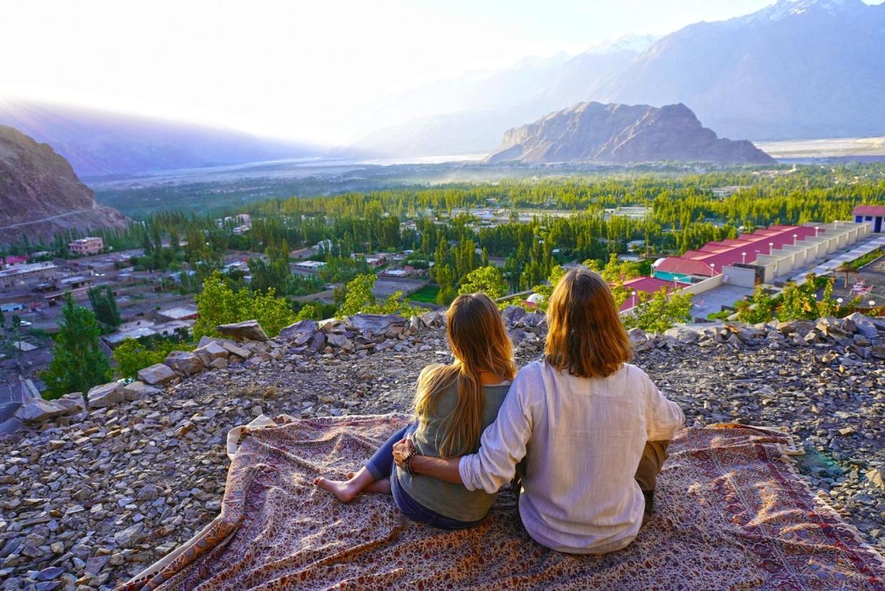 Hotel Mountain Lodge Skardu Esterno foto