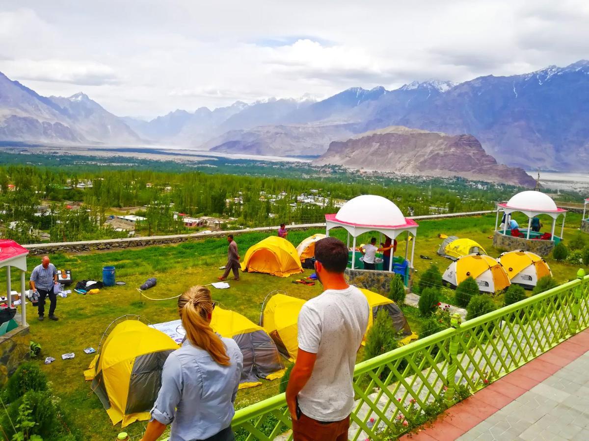 Hotel Mountain Lodge Skardu Esterno foto