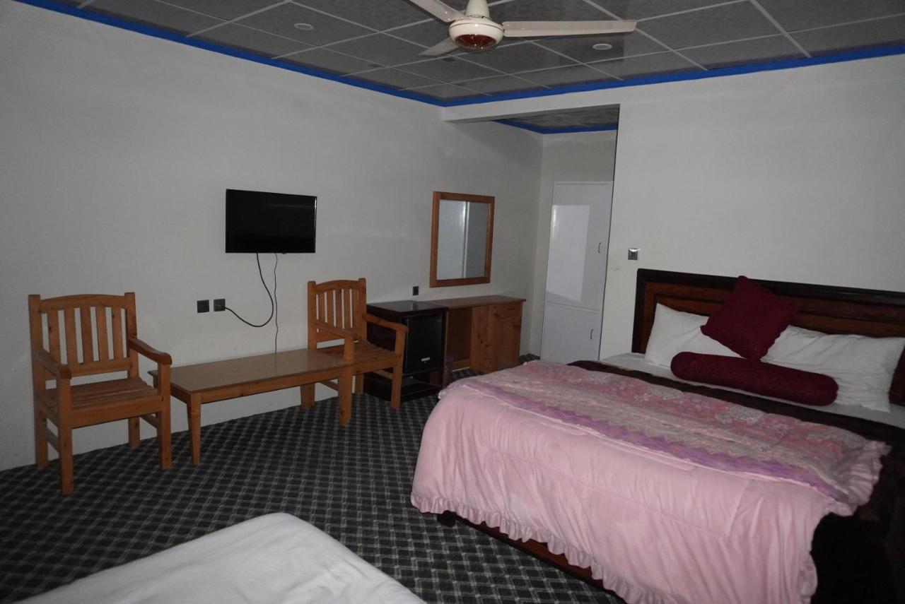Hotel Mountain Lodge Skardu Esterno foto