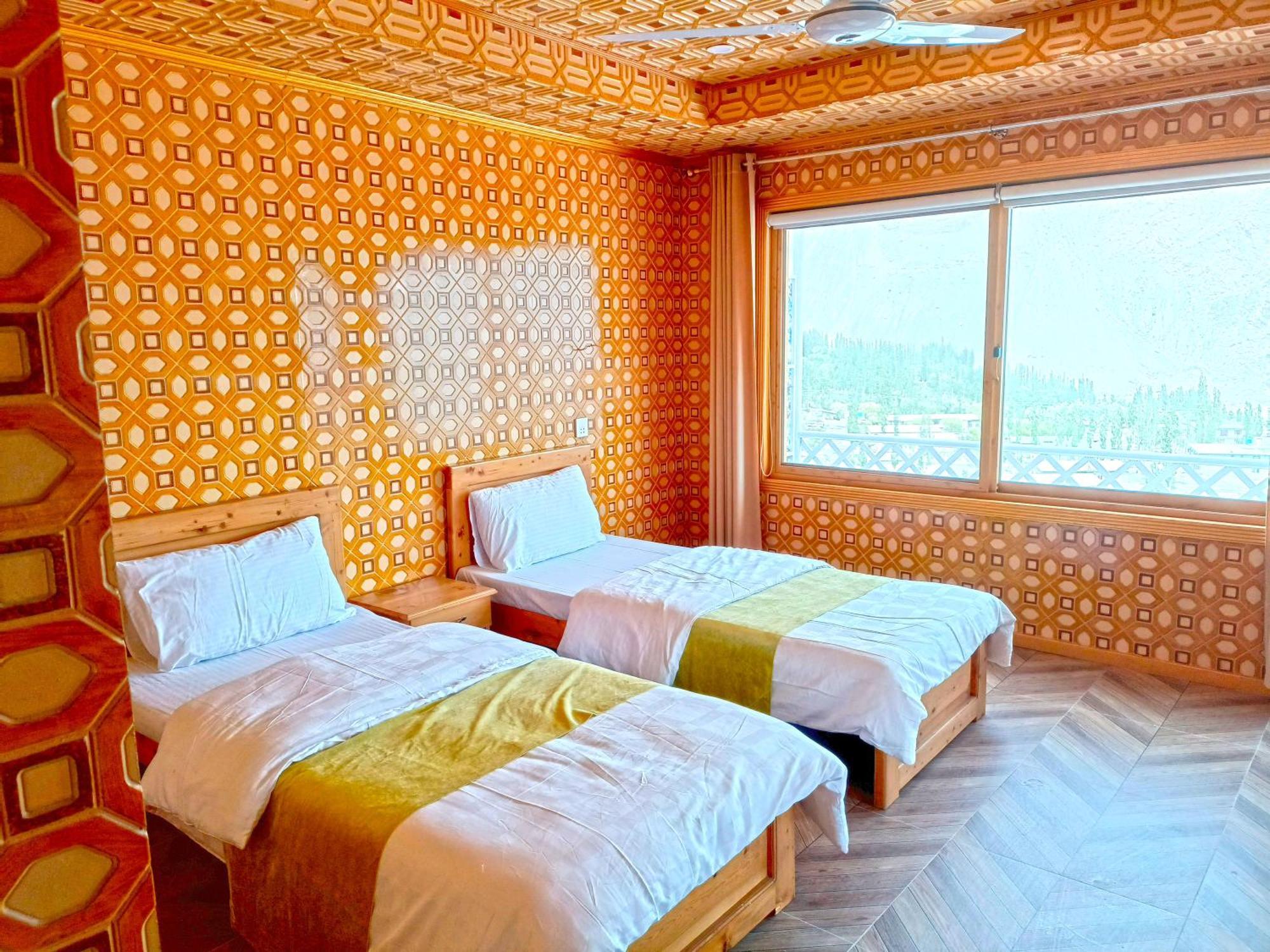 Hotel Mountain Lodge Skardu Esterno foto